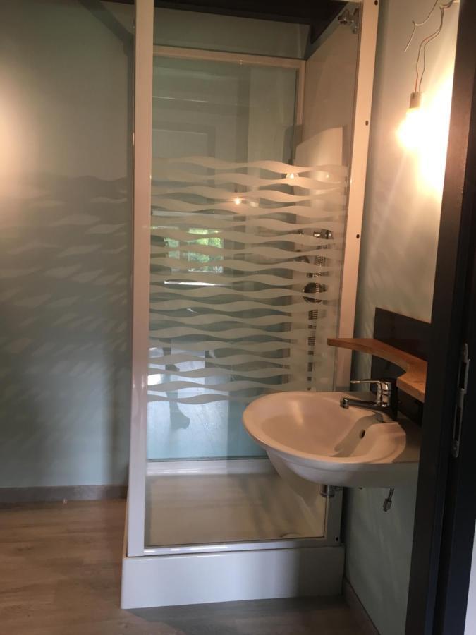 La Chambre Des Carrelets Montigny-sur-l'Ain Εξωτερικό φωτογραφία